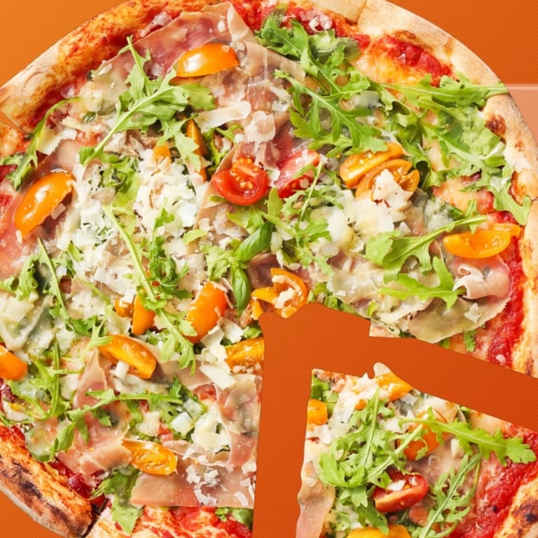 Delicious Pizzas & Signature Combos
